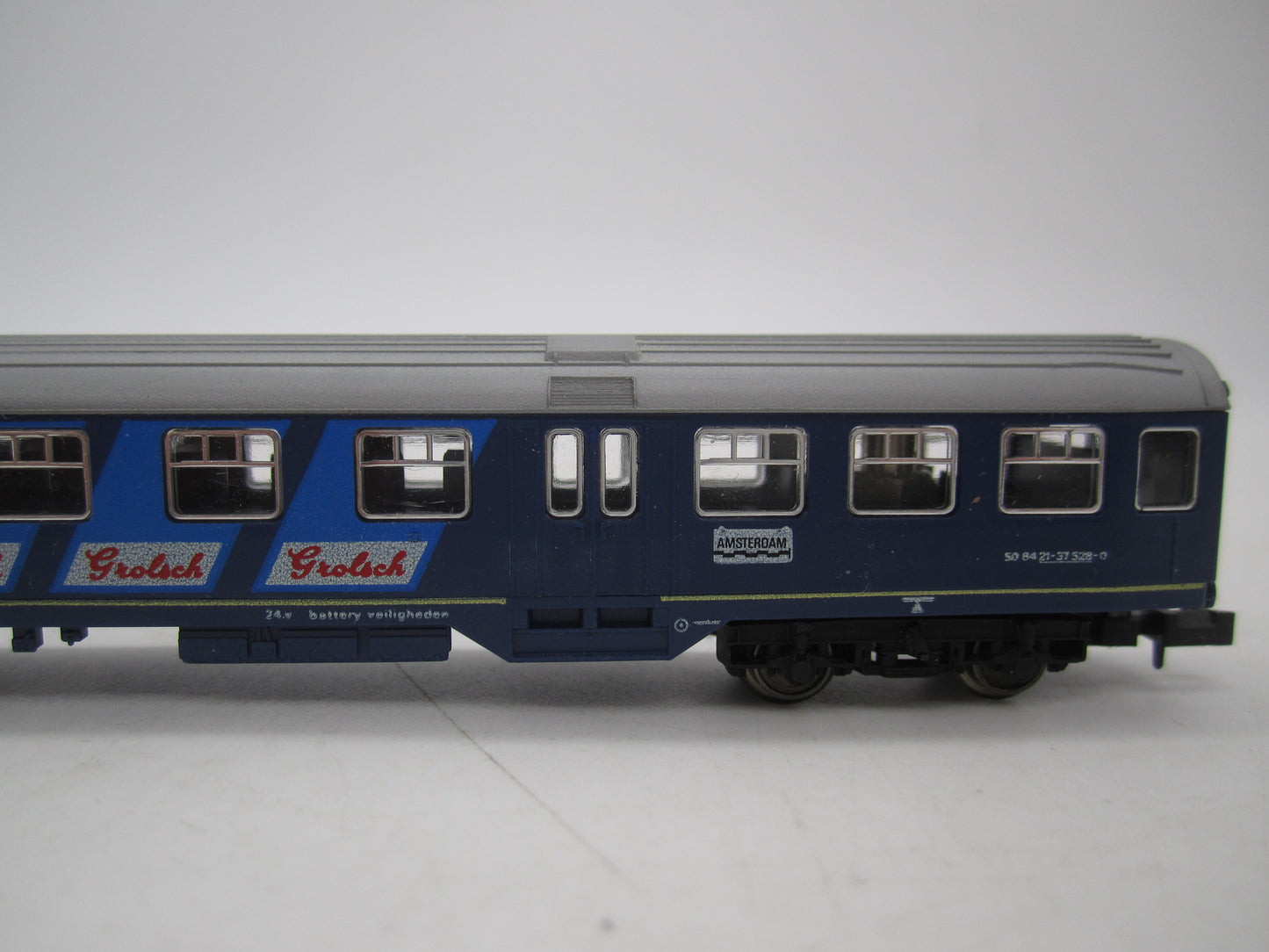 Fleischmann N - 8156 - Personenwagen Plan W van de NS, met verlichting