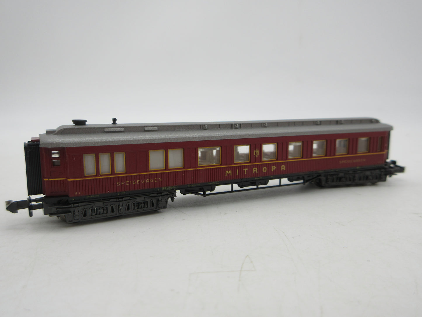 Minitrix N - 13118 - Speisewagen "Mitropa" met verlichting