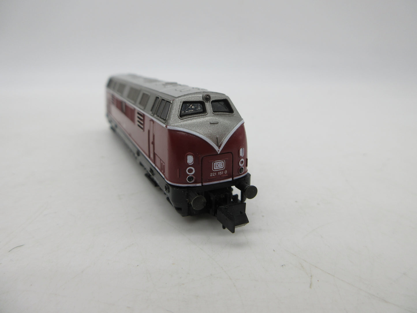 Arnold N - 82023 - Dieselloc, BR 221 van de DB - Digitaal
