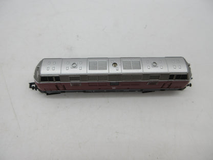 Arnold N - 82023 - Dieselloc, BR 221 van de DB - Digitaal