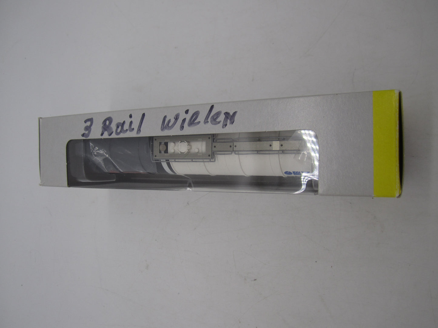 Trix H0 - 24206-04 - 4-assige ketelwagen "OMV/Ermewo" - AC