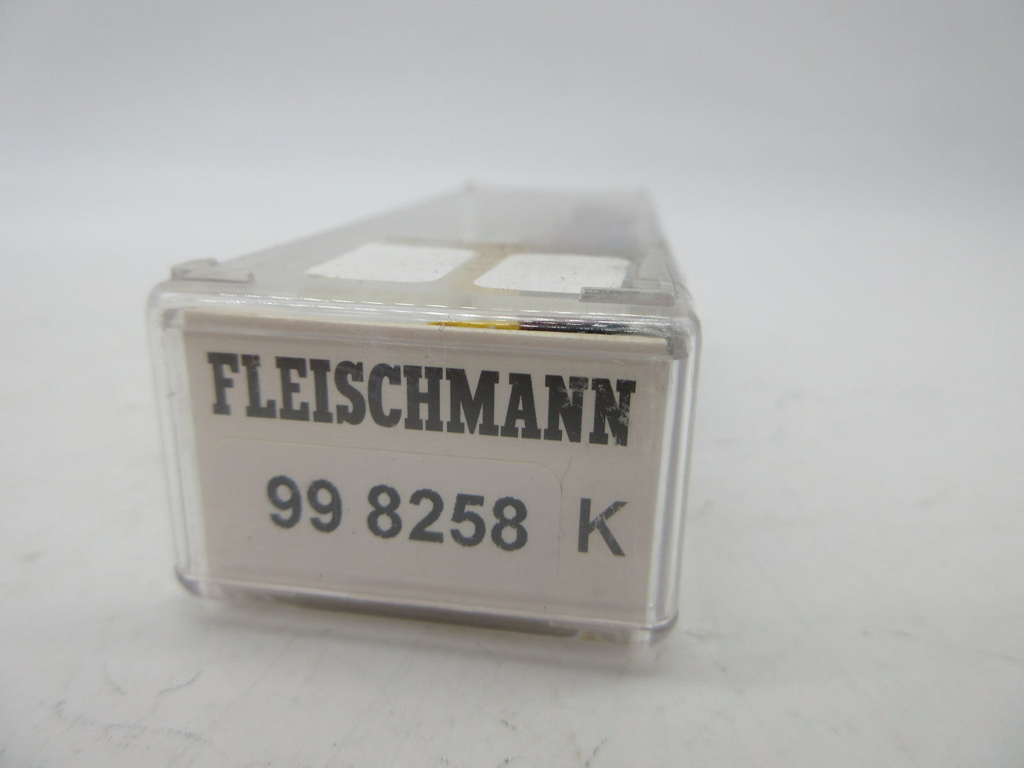Fleischmann N - 99 8258 - Platte wagen, beladen met 2 auto's van de DB