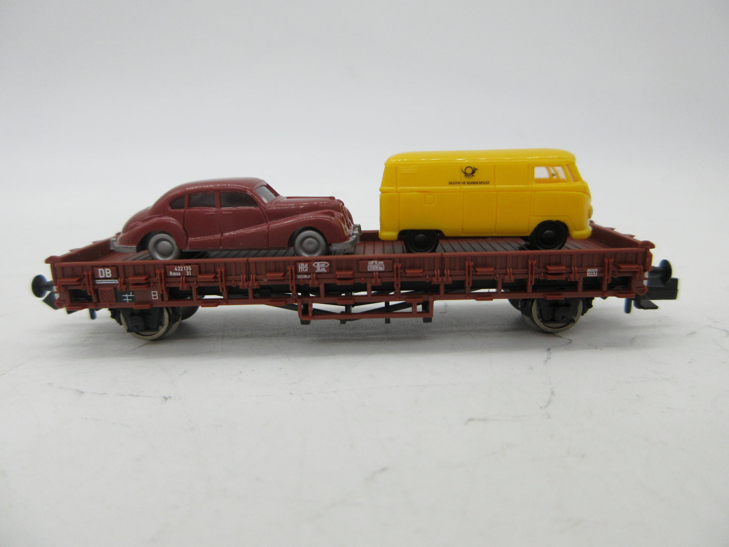 Fleischmann N - 99 8258 - Platte wagen, beladen met 2 auto's van de DB