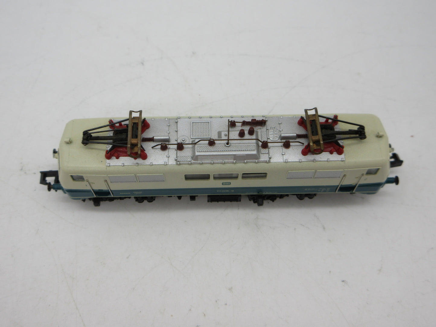 Arnold N - 2325 - E-loc, BR 111 van de DB