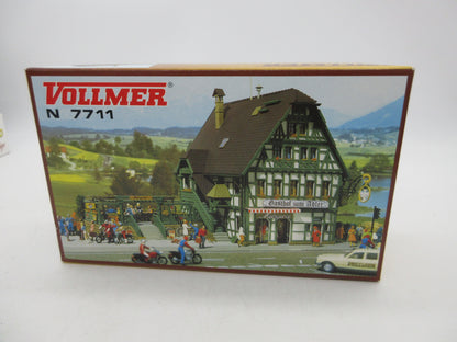 Vollmer N - 7711 - Bouwpakket Pension met slagerij en terras