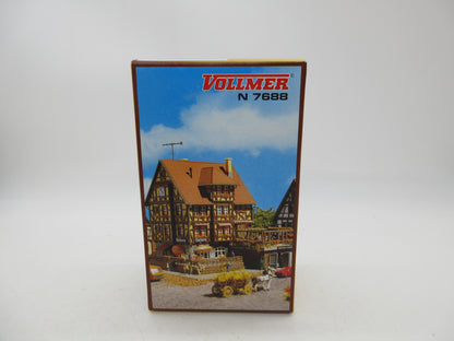 Vollmer N - 7688 - Bouwpakket Bakkerij met terras, met interieur en verlichting