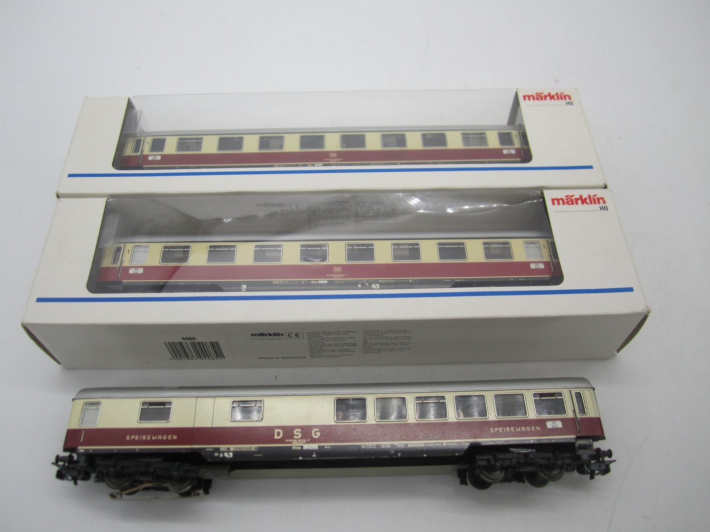Märklin H0 - 4085/4089 - 3 TEE rijtuigen 1e klas van de DB - Met verlichting