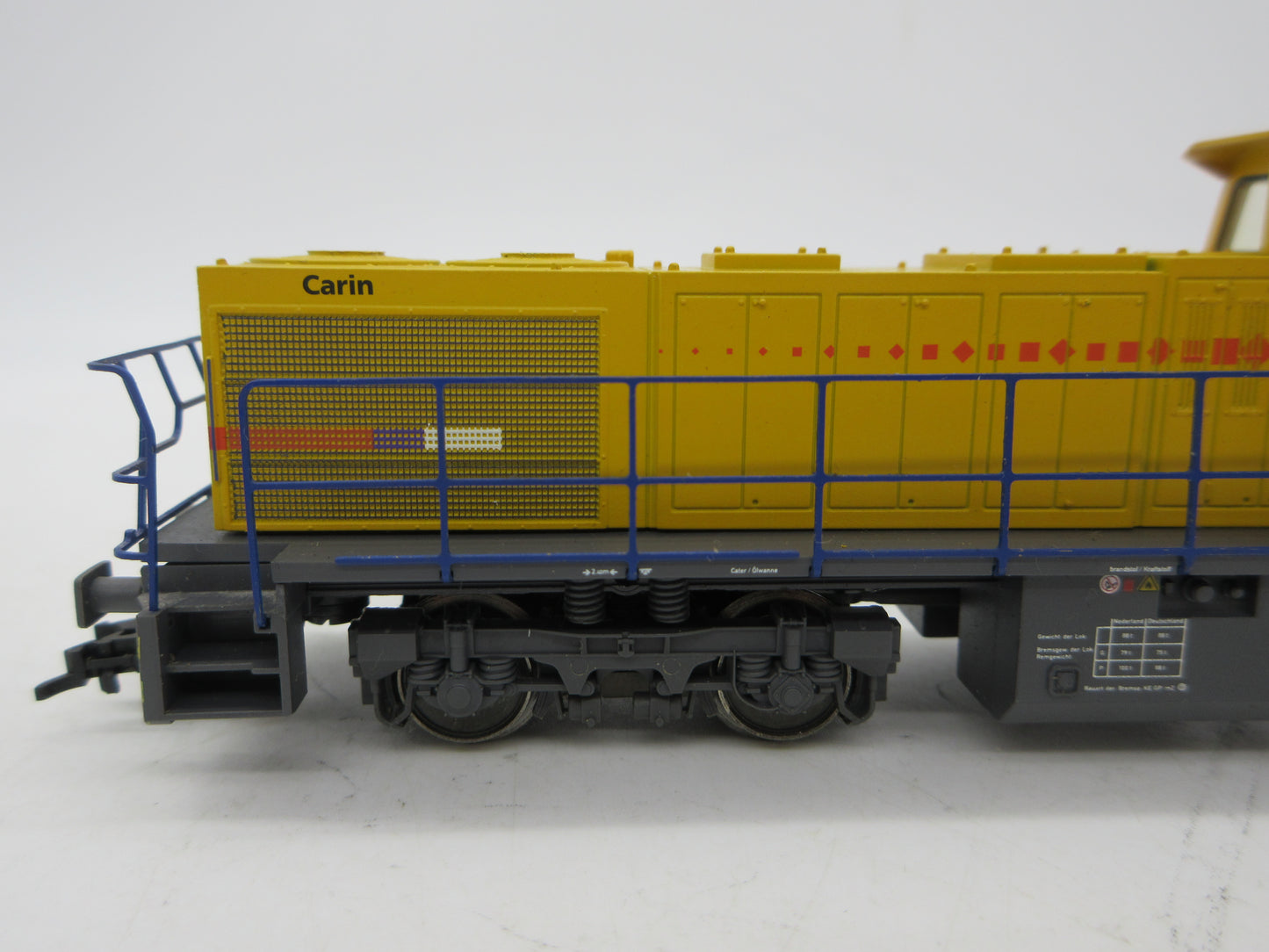 Trix H0 - 22319 - Dieselloc, Serie 6400 "Carin" van de Strukton - Digitaal