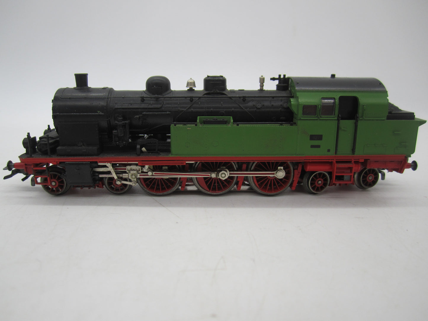 Märklin H0 - 3307 - Tenderloc, T18 van de K.W.St.E - Digitaal