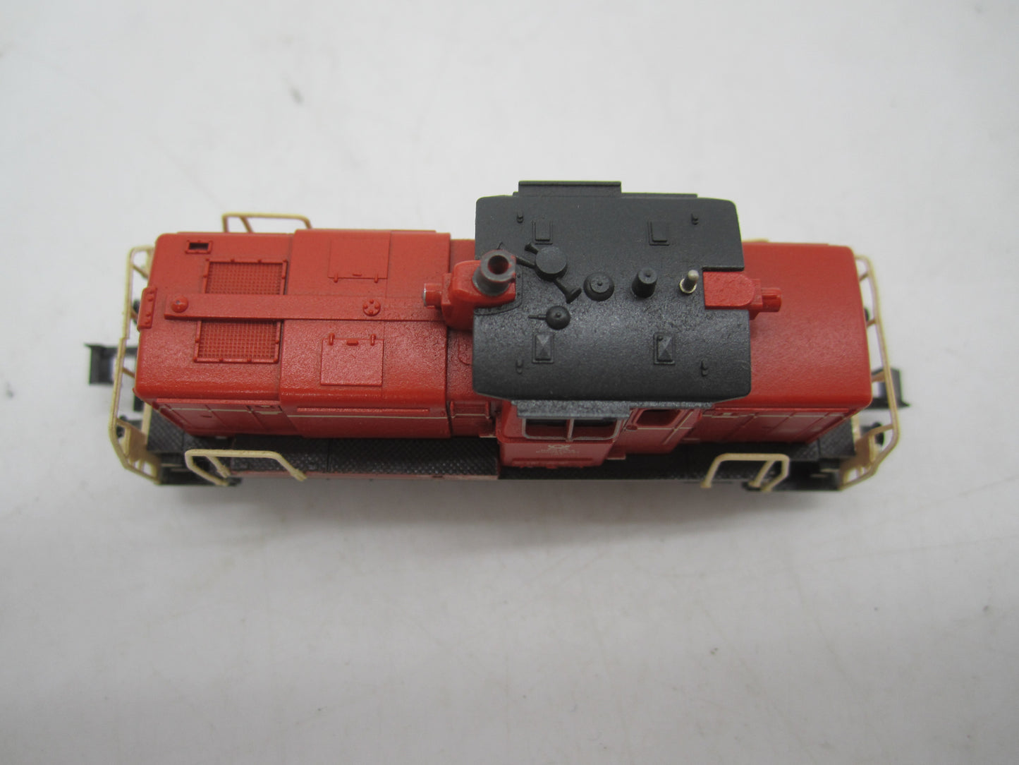 Minitrix N - 12842 - Dieselloc V60 van de Deutsche Bundespost