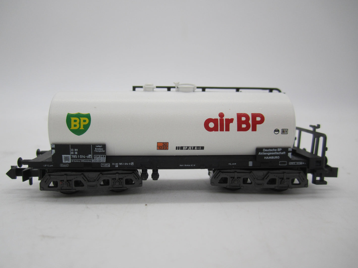 Minitrix N - 13558 - Ketelwagen "Air BP" van de DB
