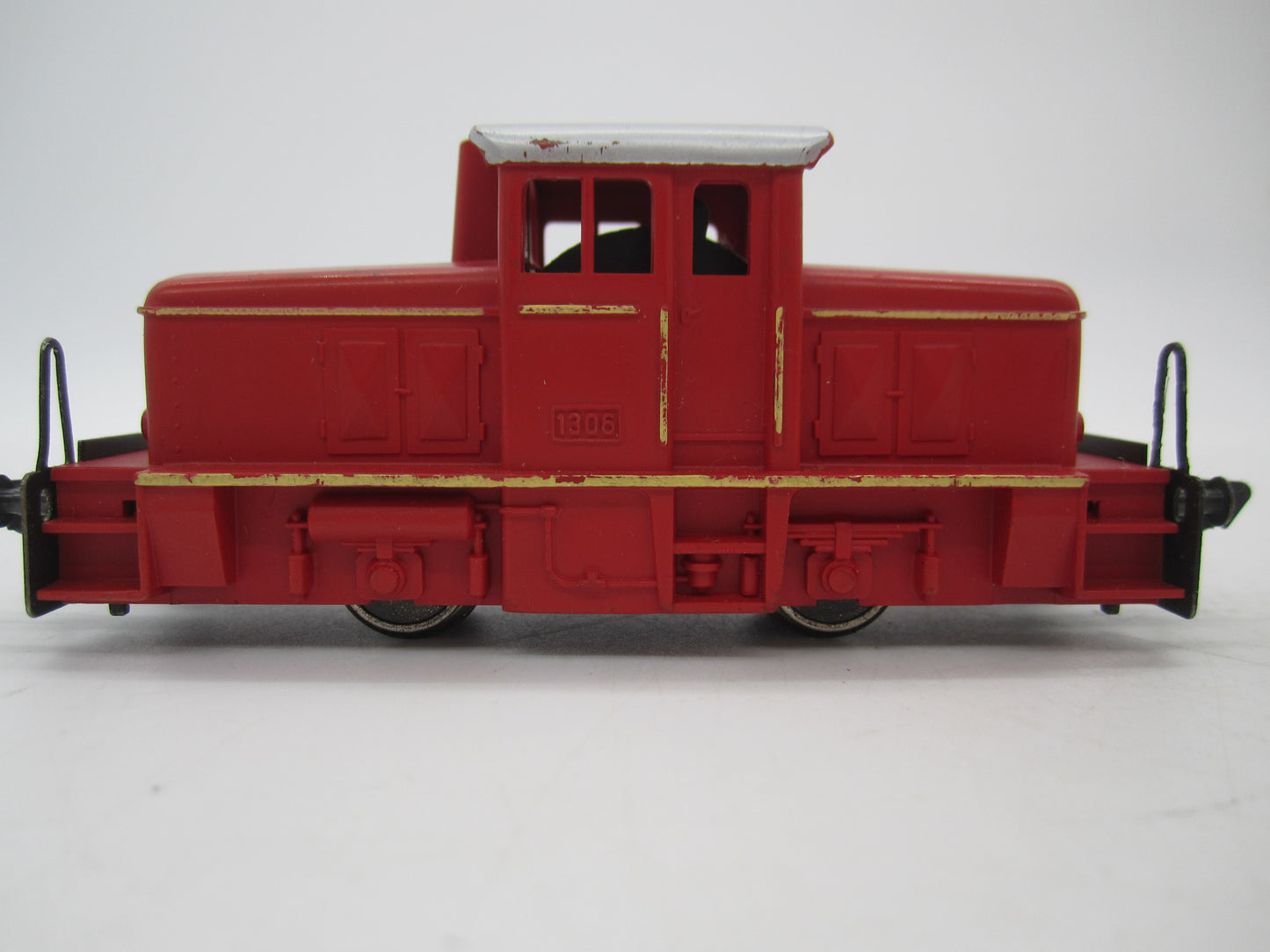 Fleischmann H0 - 1306 - Dieselloc, V42 rood