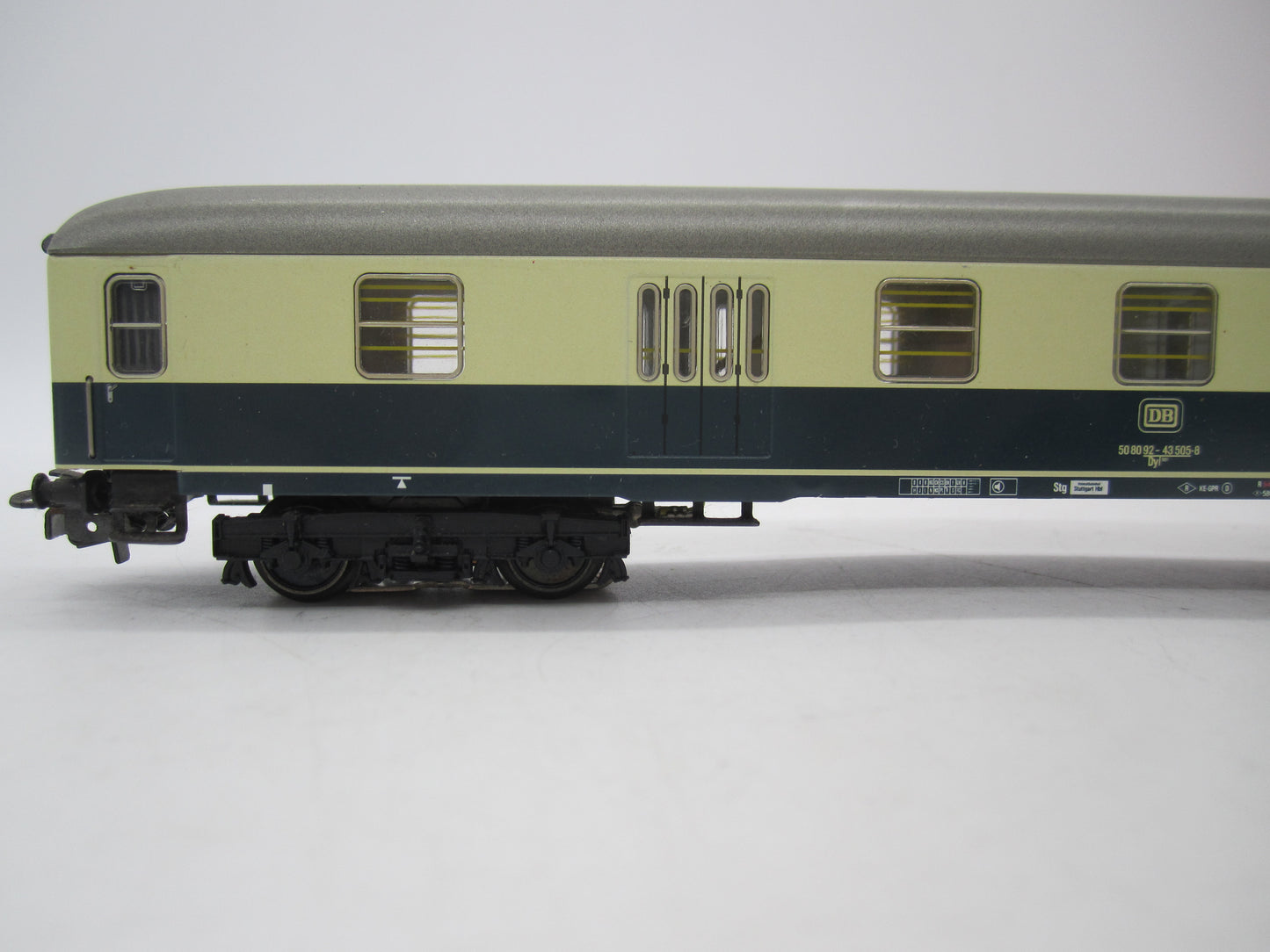 Märklin H0 - 4044 - Bagagerijtuig van de DB, met verlichting