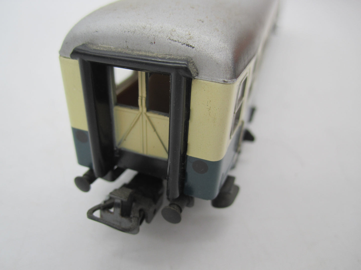Märklin H0 - 4112 - Rijtuig 2e klas van de DB, met verlichting