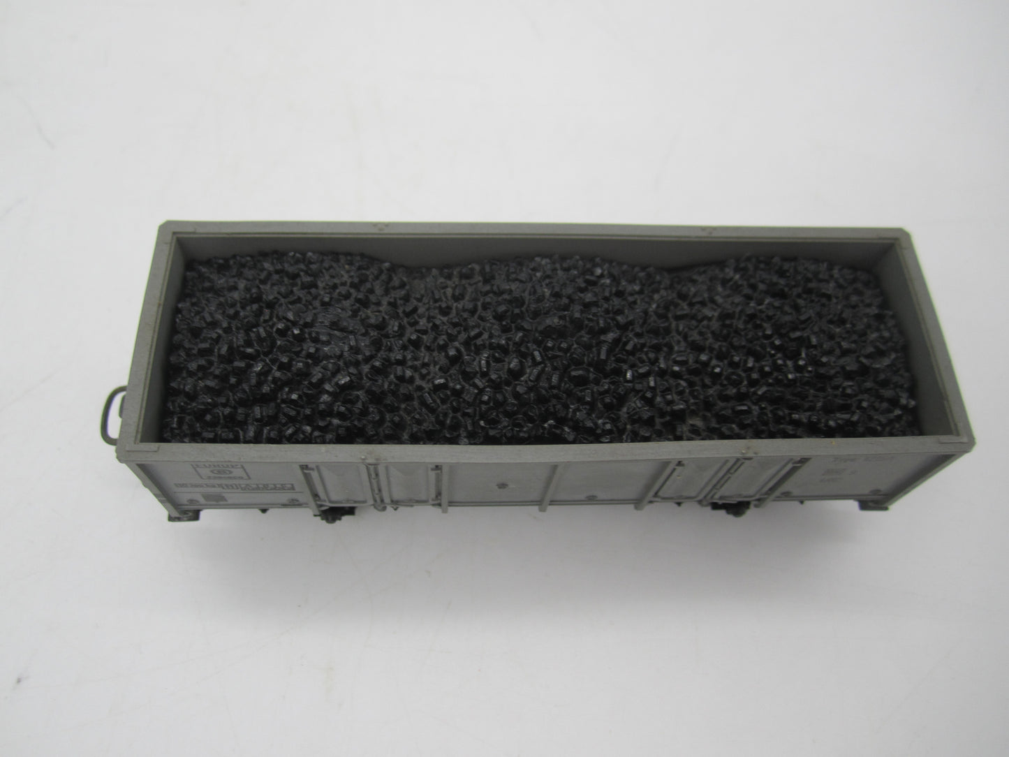 Märklin H0 - Hogeboordwagen, met lading van de NMBS