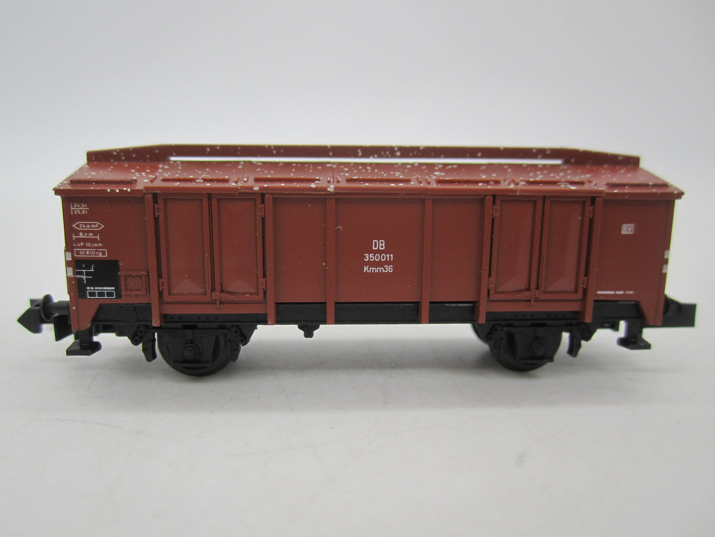 Minitrix N - 51 3531 00 - Geweatherde kleppenwagen van de DB