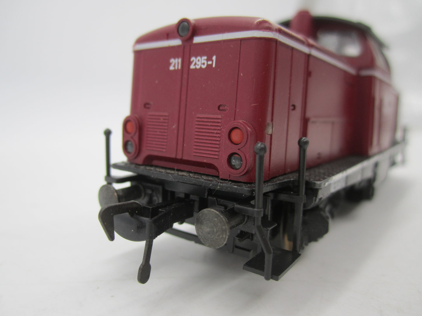 Fleischmann H0 - 4228 - Diesellocomotief BR 211 van de DB