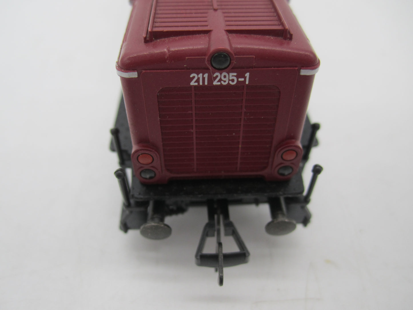 Fleischmann H0 - 4228 - Diesellocomotief BR 211 van de DB