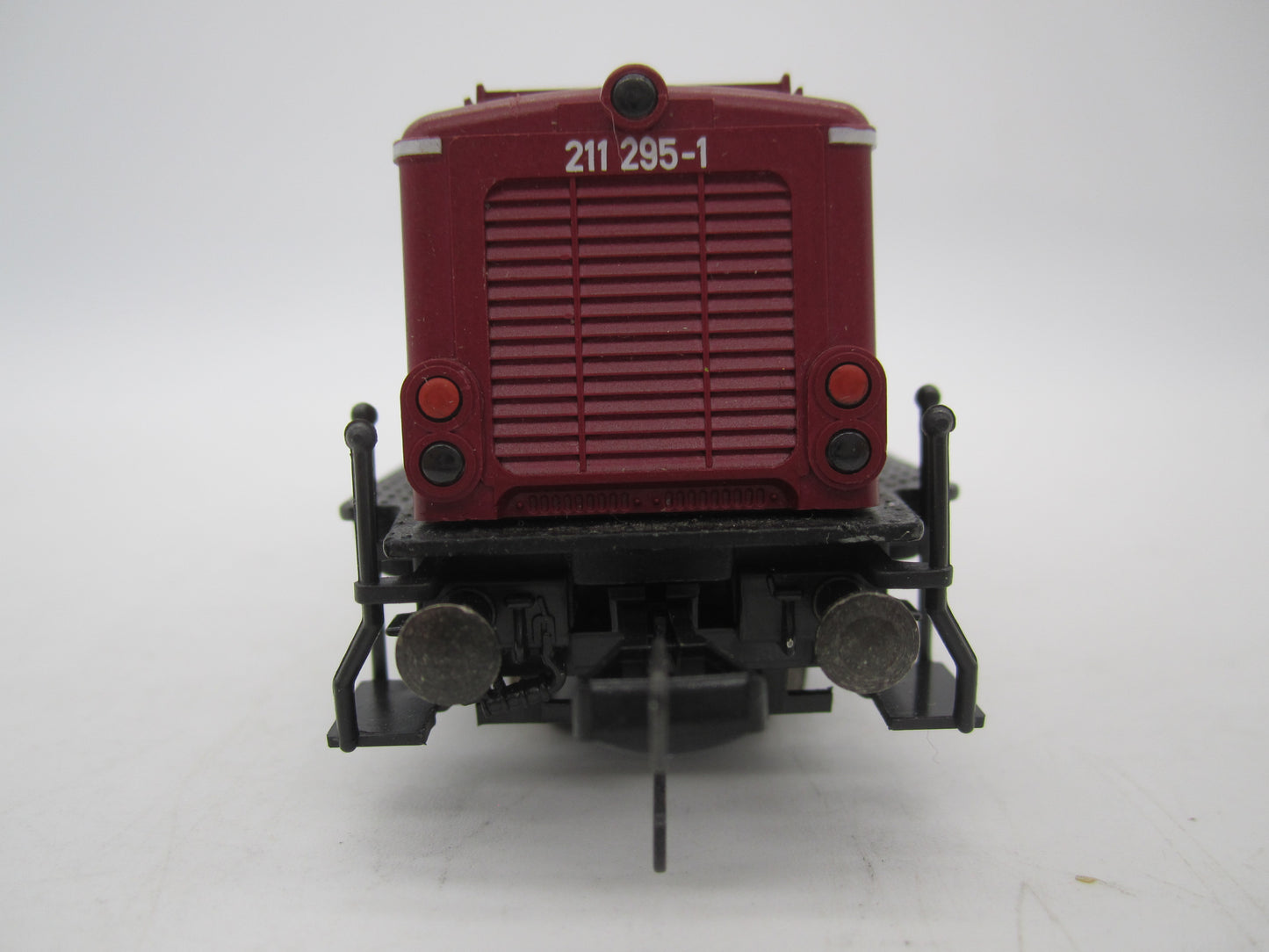 Fleischmann H0 - 4228 - Diesellocomotief BR 211 van de DB