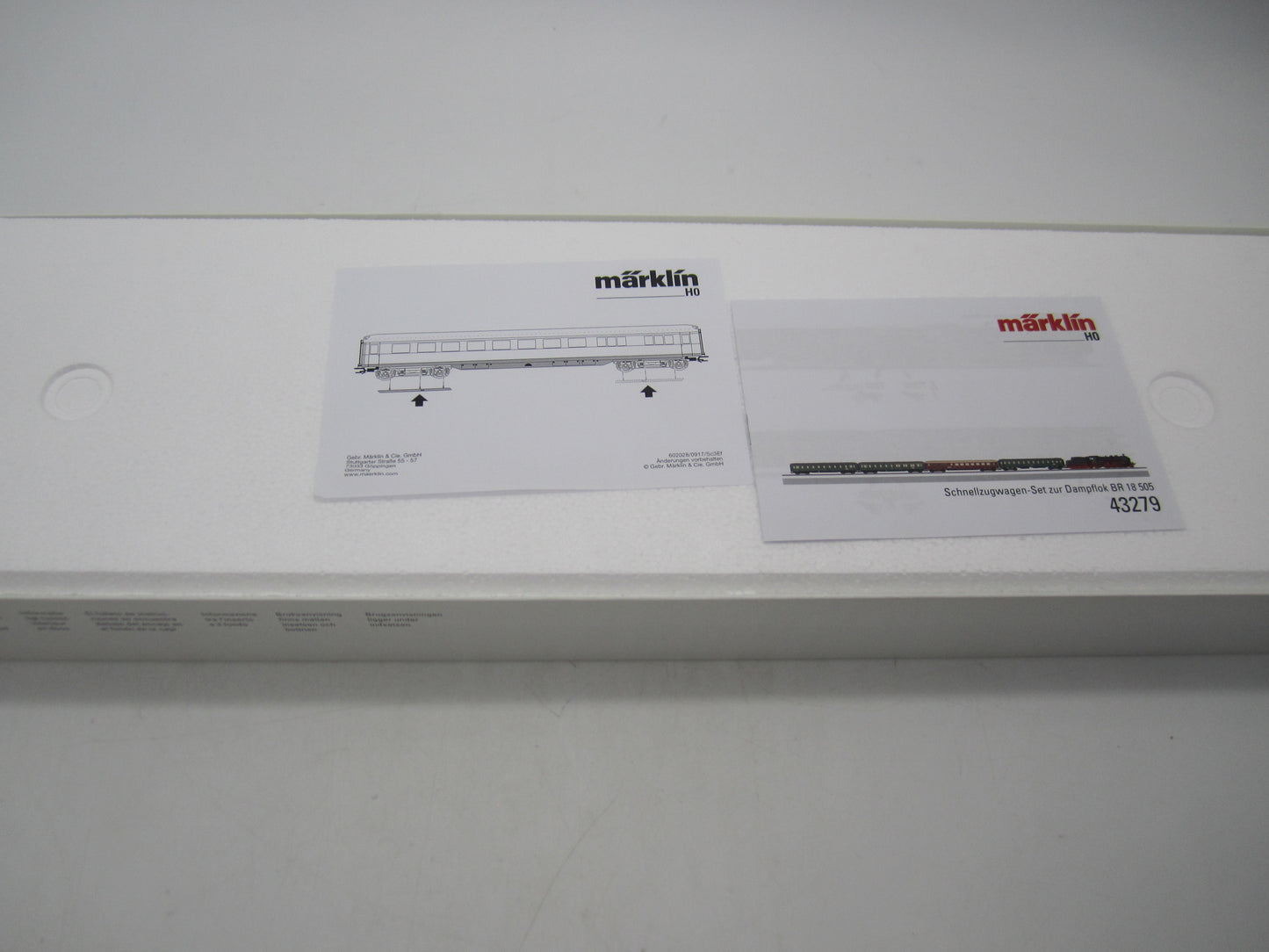 Märklin H0 - 43279 - 4-delige set personenrijtuigen van de DB, met interieurverlichting