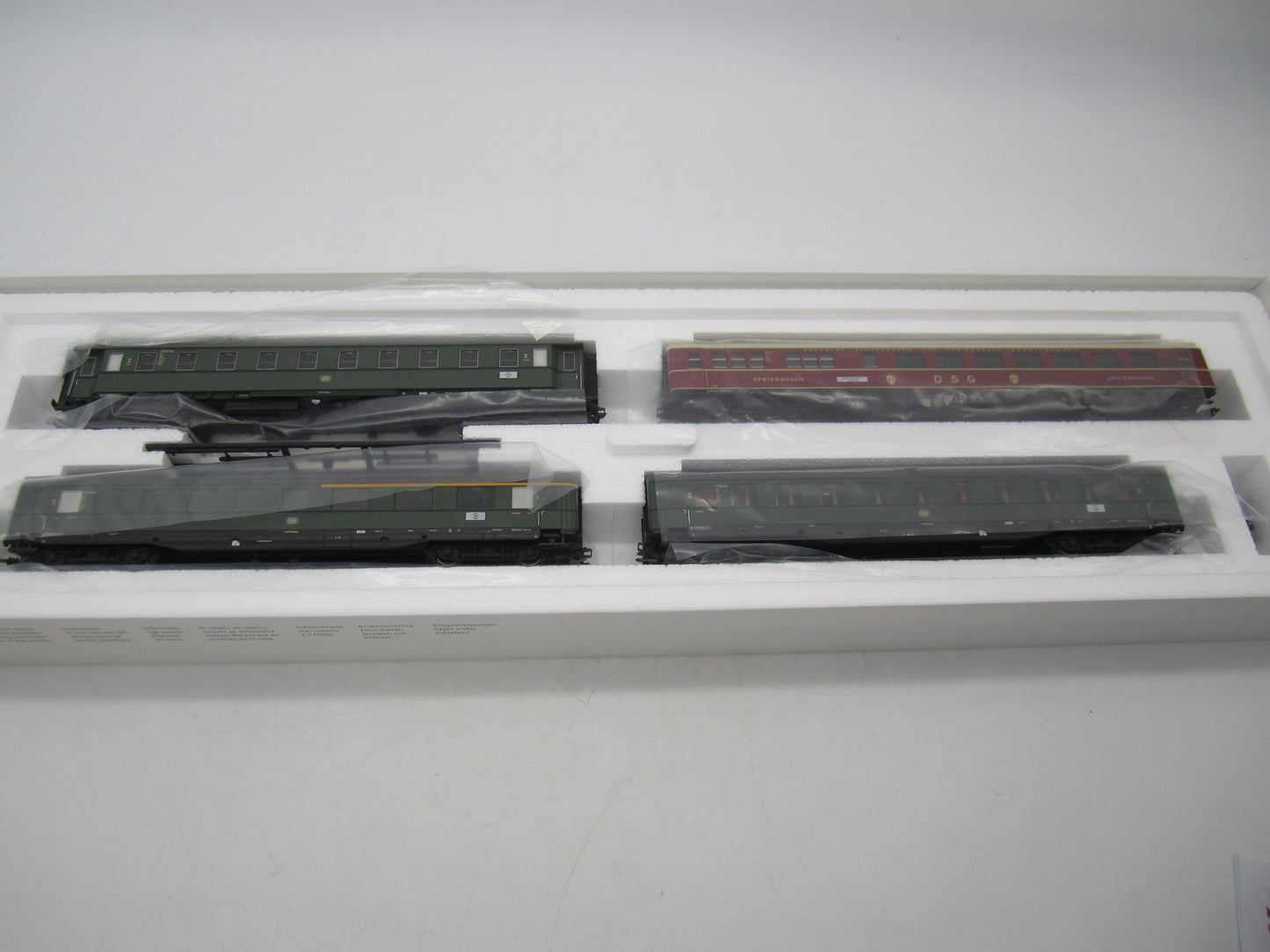 Märklin H0 - 43279 - 4-delige set personenrijtuigen van de DB, met interieurverlichting