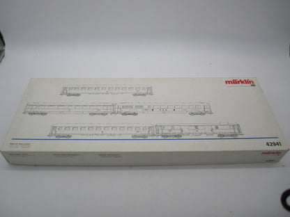 Märklin H0 - 42941 - Wagenset Riviera Express van de DB/FS, met verlichting