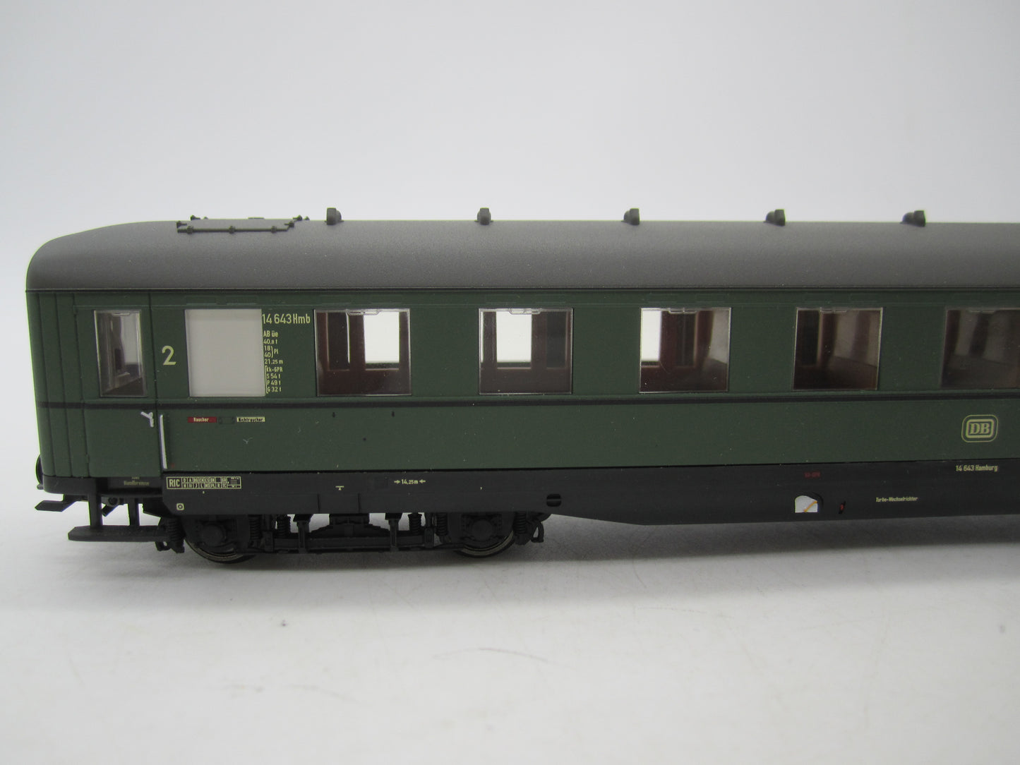 Märklin H0 - 43279 - 4-delige set personenrijtuigen van de DB, met interieurverlichting