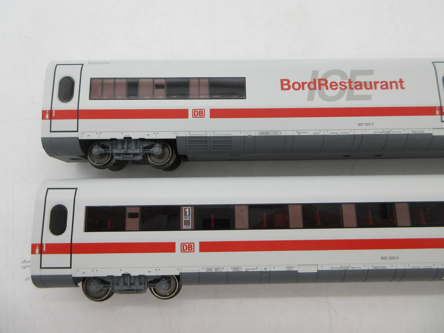 Märklin H0 - 36712 - 4-delige BR 402 "ICE" van de DB - MFX/Sound