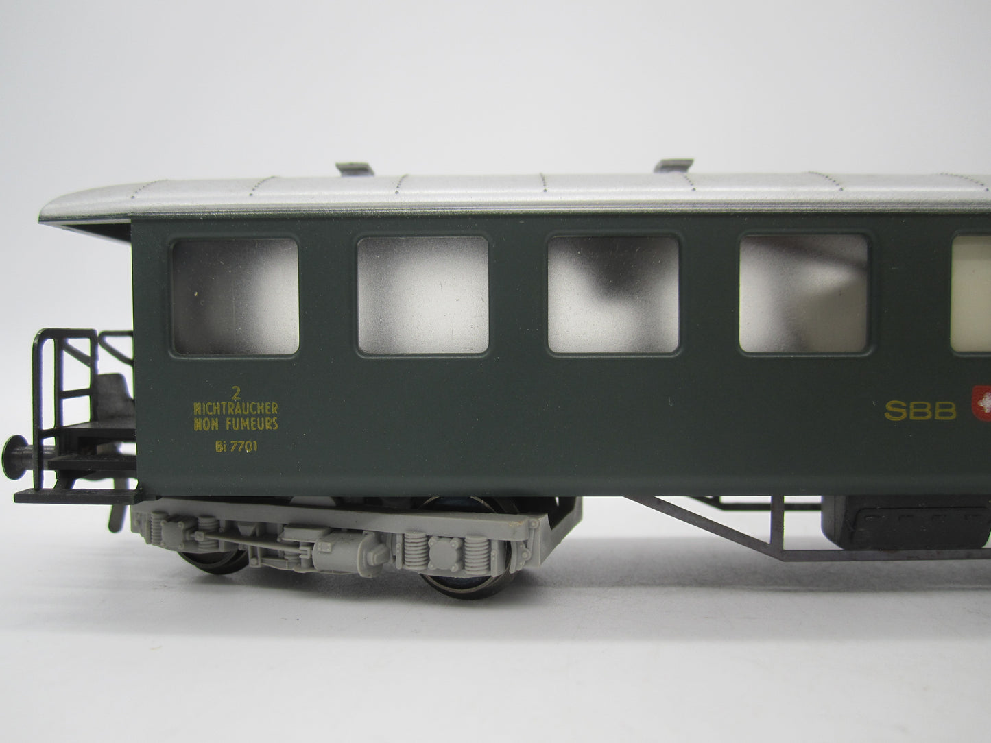 Fleischmann H0 - 1417 - Personenwagen 2e klas van de SBB-CFF, met verlichting