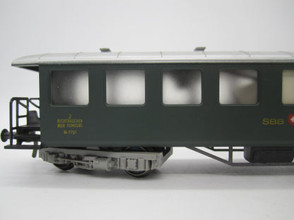 Fleischmann H0 - 1417 - Personenwagen 2e klas van de SBB-CFF, met verlichting