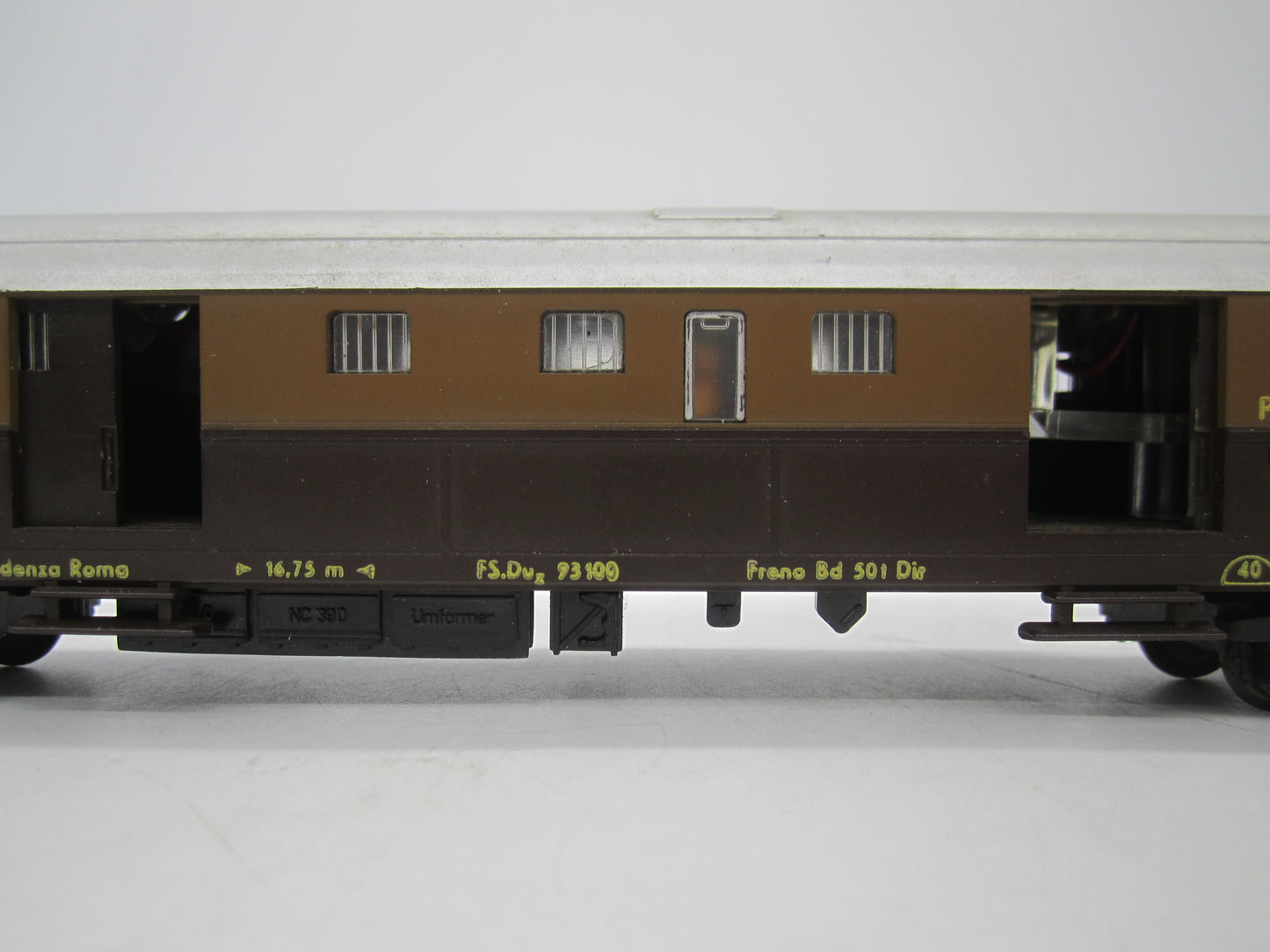 Fleischmann H0 - 1446 - Personenwagen "Postwagen" van de FS, met verlichting