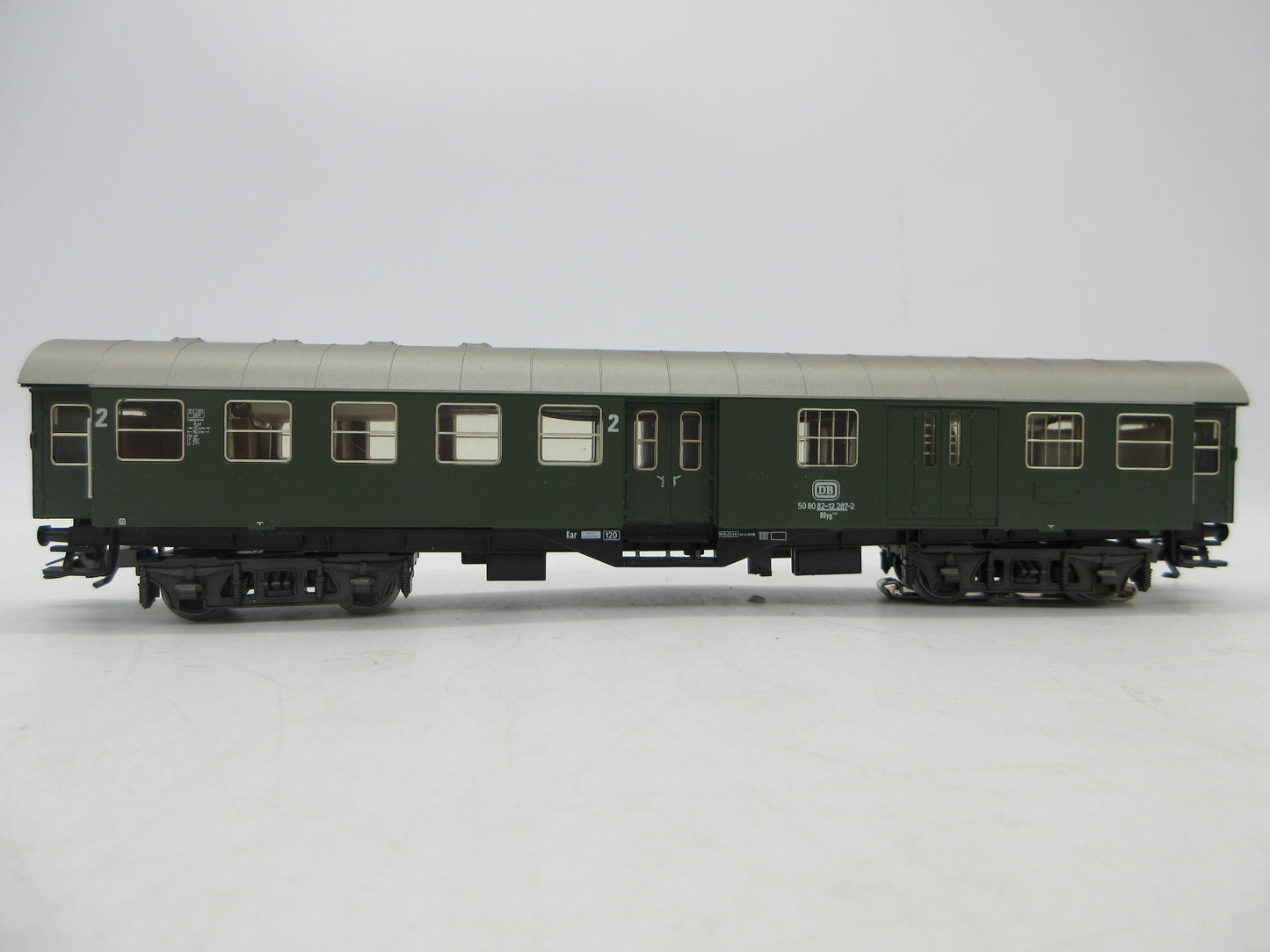 Märklin H0 - 4133 - Personenrijtuig 2e klas, met bagagedeel van de DB, met verlichting