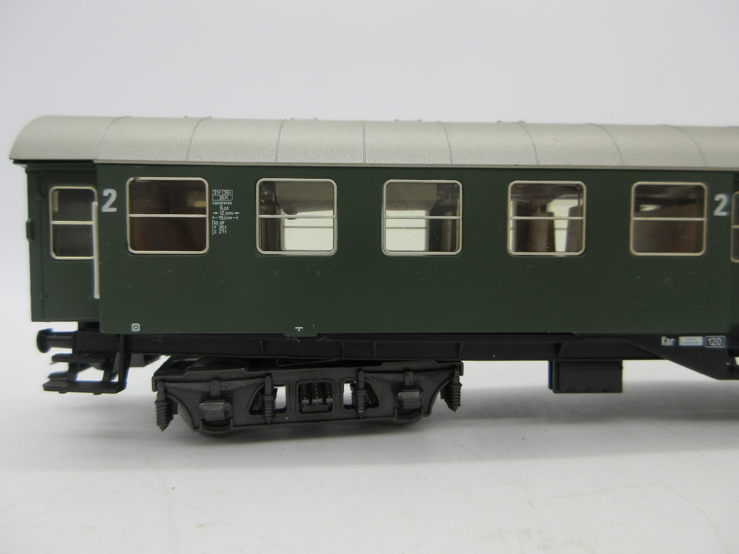 Märklin H0 - 4133 - Personenrijtuig 2e klas, met bagagedeel van de DB, met verlichting