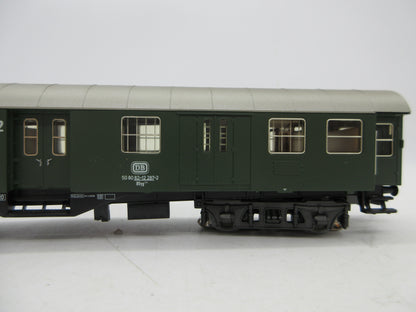 Märklin H0 - 4133 - Personenrijtuig 2e klas, met bagagedeel van de DB, met verlichting