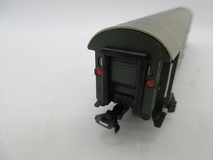 Märklin H0 - 4133 - Personenrijtuig 2e klas, met bagagedeel van de DB, met verlichting