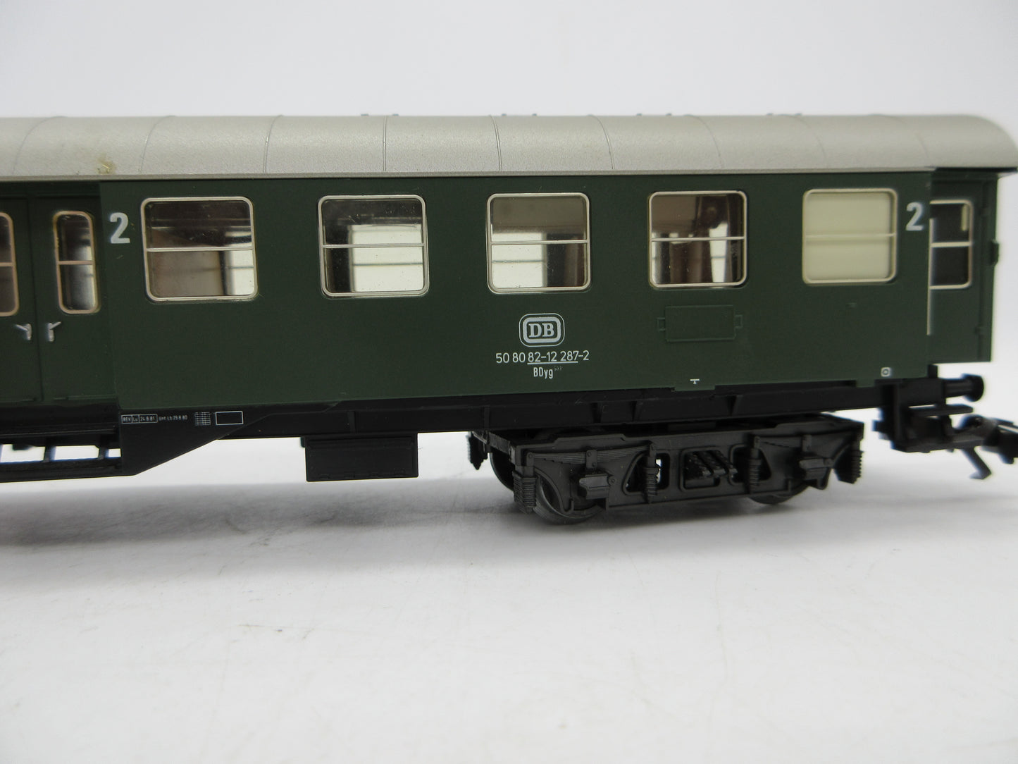Märklin H0 - 4133 - Personenrijtuig 2e klas, met bagagedeel van de DB, met verlichting