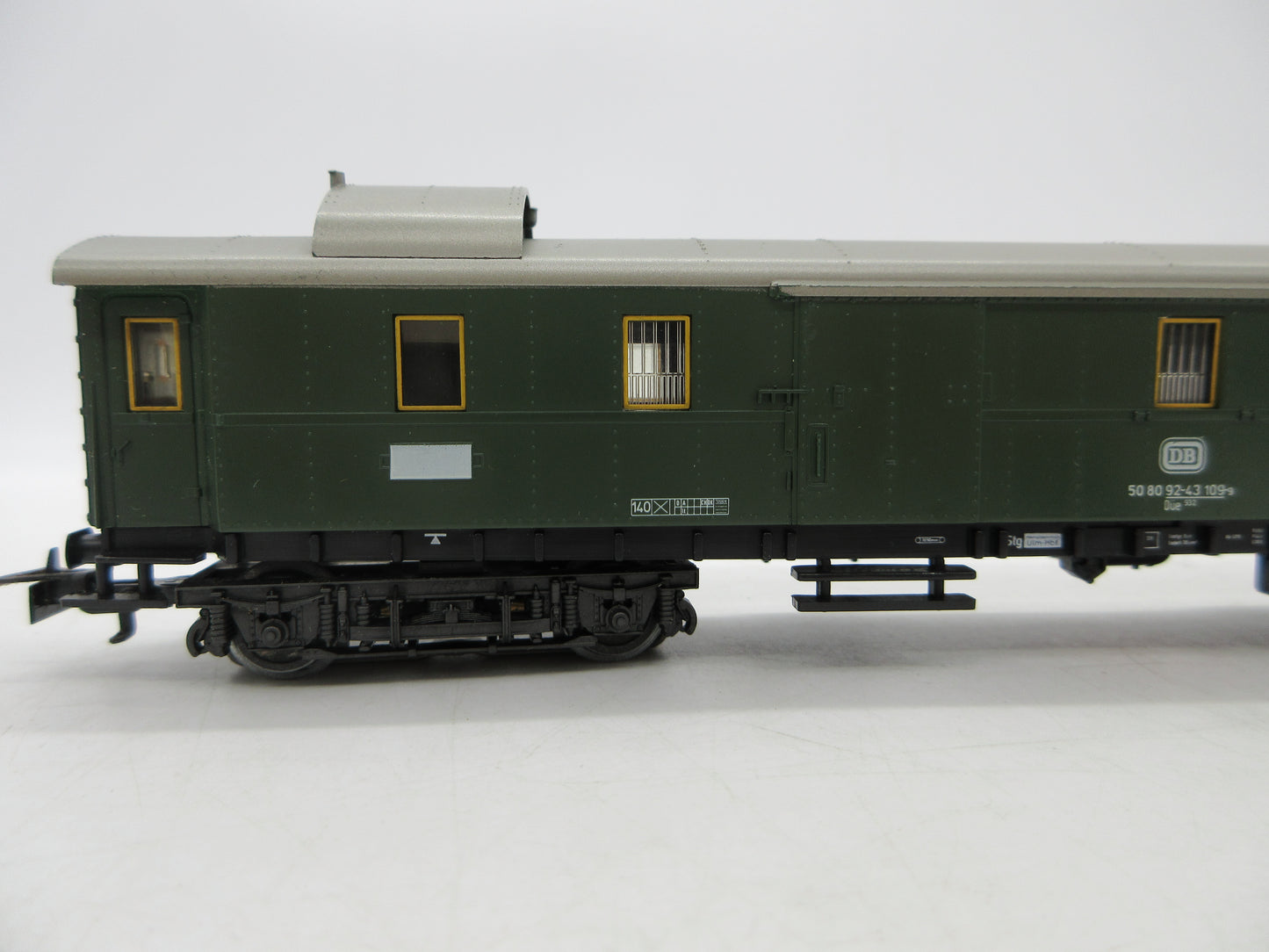 Märklin H0 - 4140 - Bagagerijtuig van de DB, met verlichting