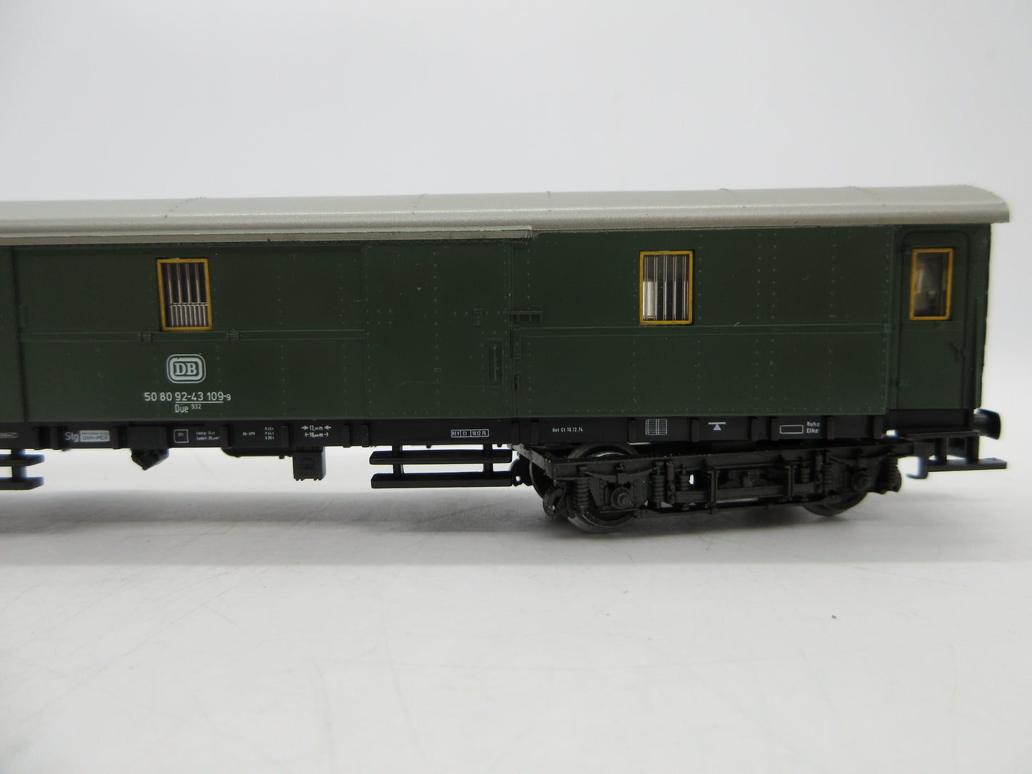 Märklin H0 - 4140 - Bagagerijtuig van de DB, met verlichting