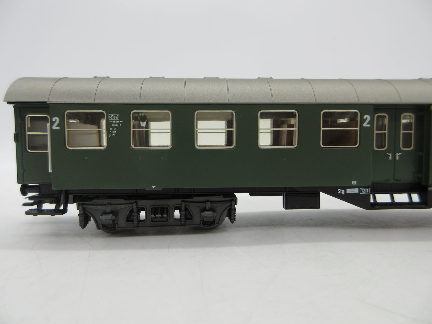 Märklin H0 - 4131 - Personenrijtuig 1e/2e klas van de DB, met verlichting