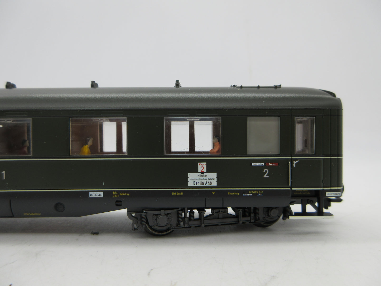 Märklin H0 - 43231 -  Personenrijtuig 1e/2e/3e klas van de DRB, met verlichting en figuren