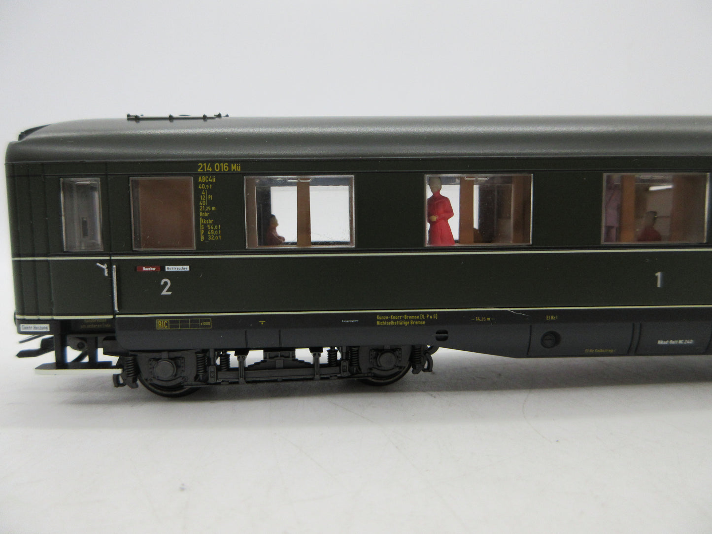 Märklin H0 - 43231 -  Personenrijtuig 1e/2e/3e klas van de DRB, met verlichting en figuren