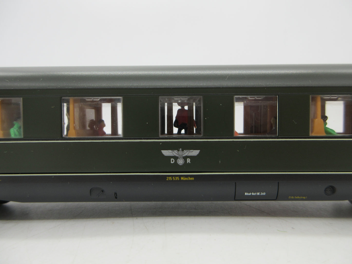 Märklin H0 - 43211 -  Personenrijtuig 2e/3e klas van de DRB, met verlichting en figuren
