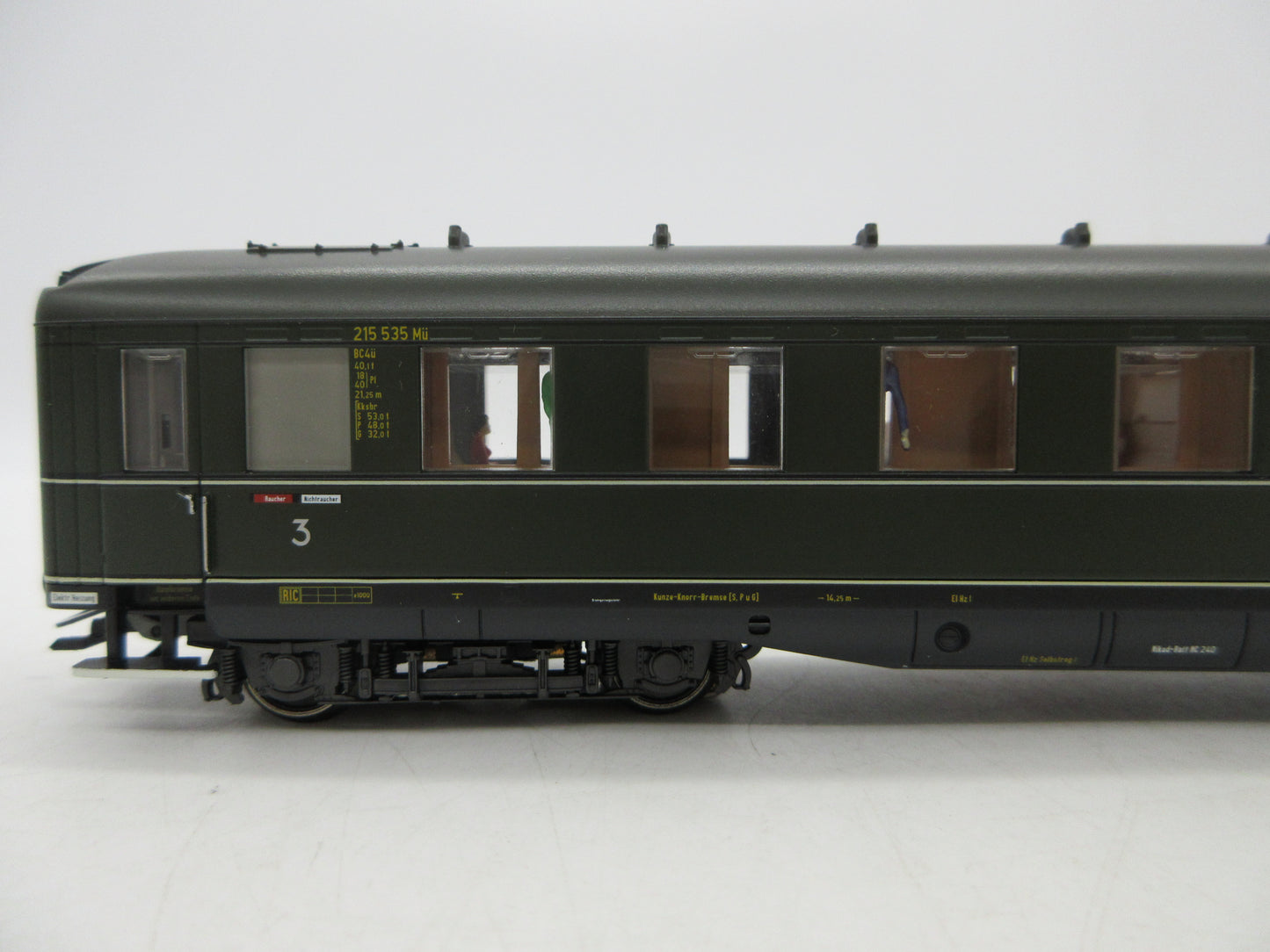 Märklin H0 - 43211 -  Personenrijtuig 2e/3e klas van de DRB, met verlichting en figuren