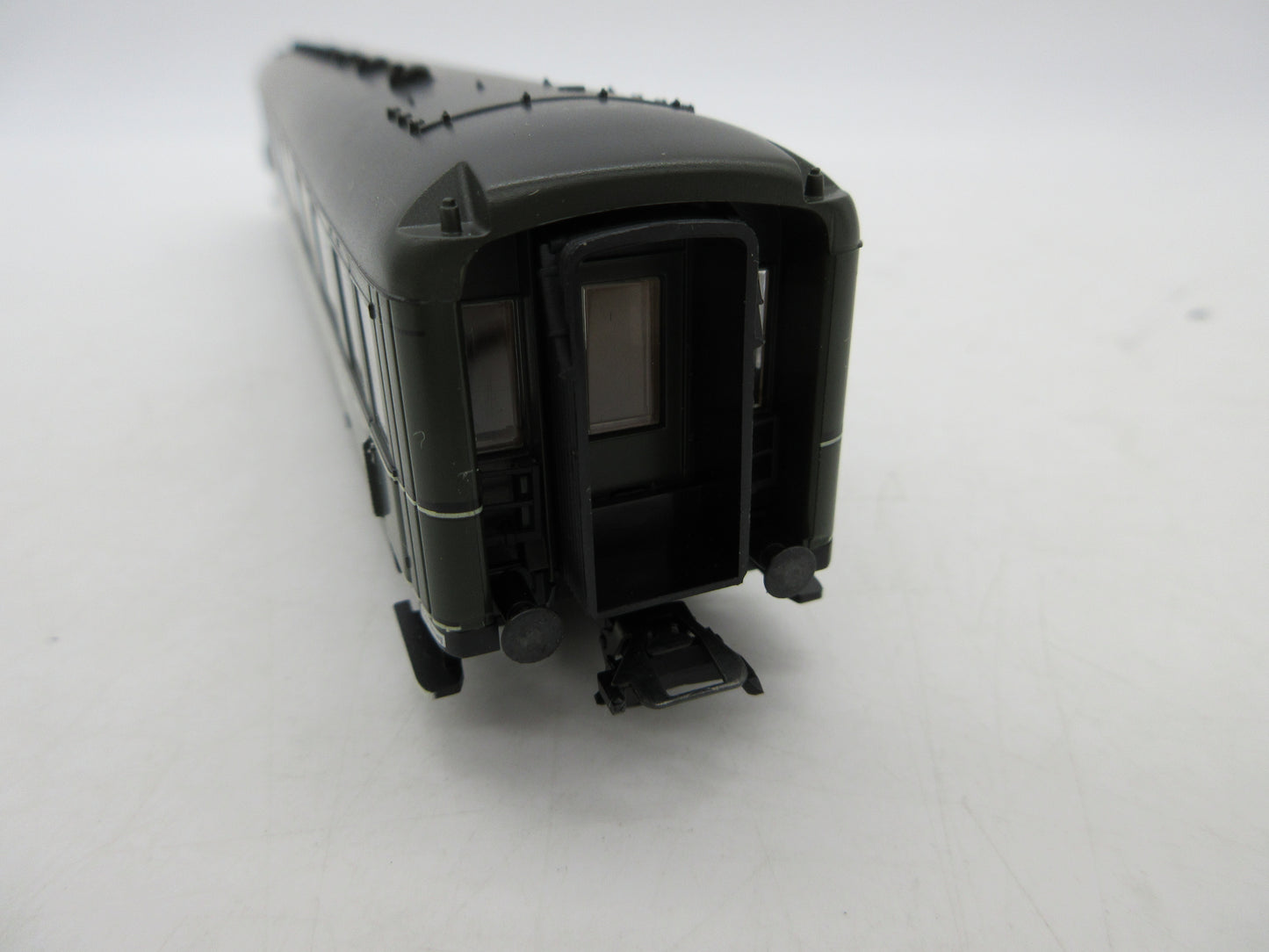Märklin H0 - 43211 -  Personenrijtuig 2e/3e klas van de DRB, met verlichting en figuren