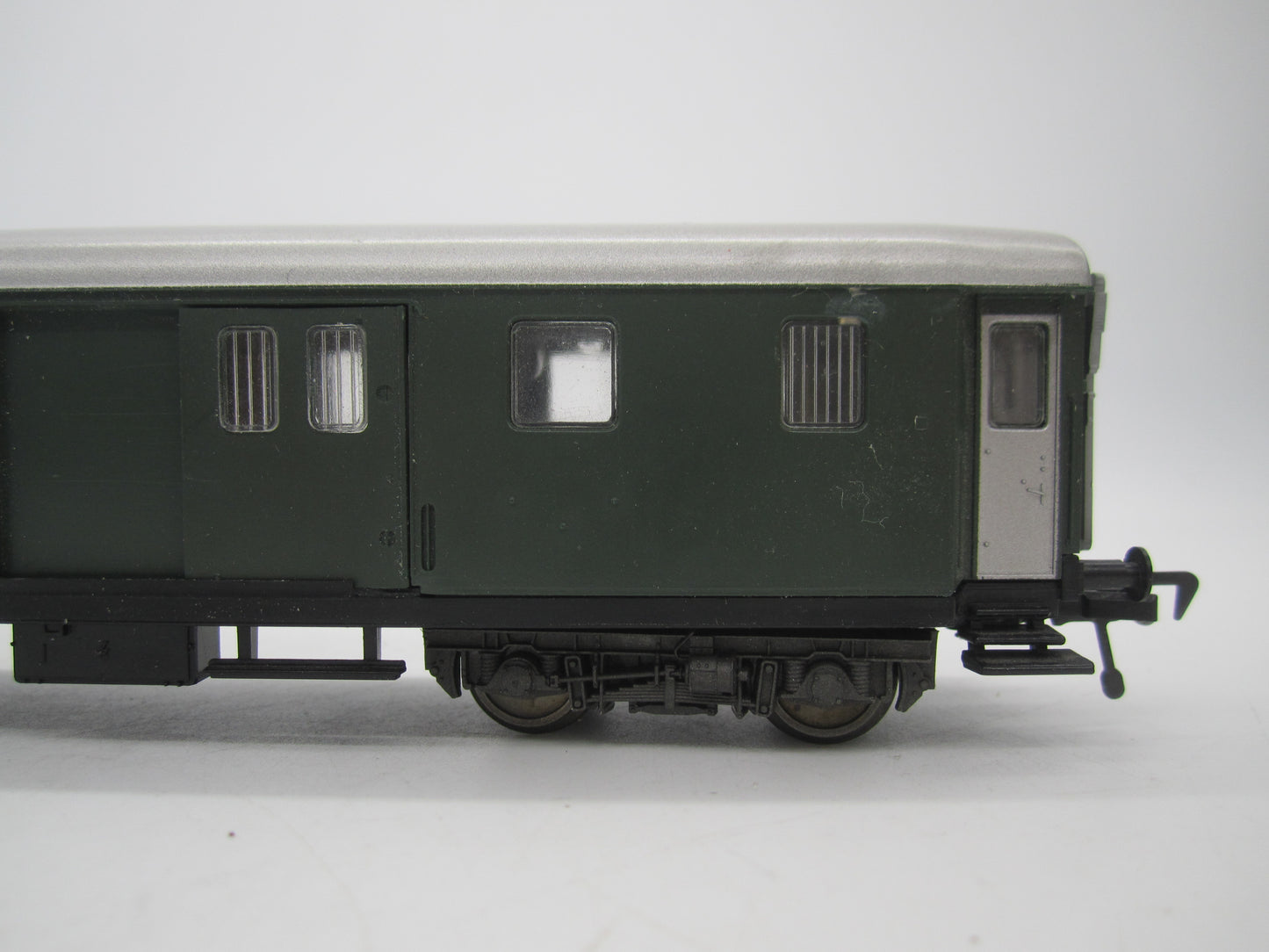 Fleischmann H0 - 1419 - Personenwagen "bagagerijtuig" van de SBB-CFF, met verlichting