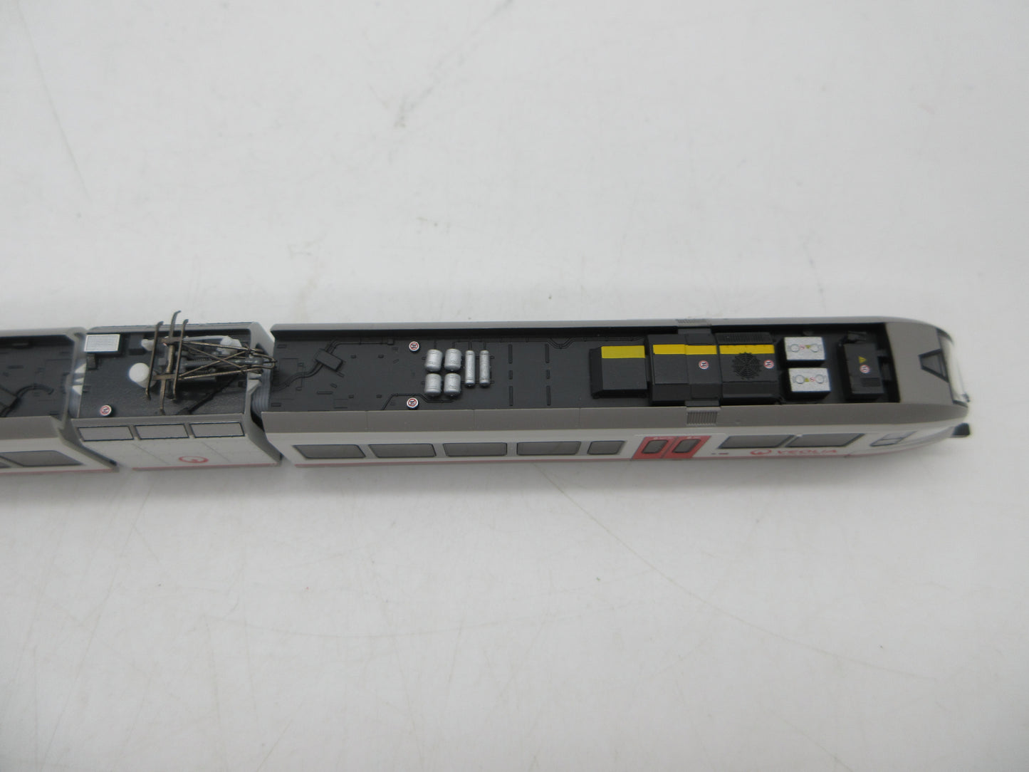 Piko N - 40222 - Elektrisch treinstel Stadler GTW 2/6 van Veolia - Digitaal