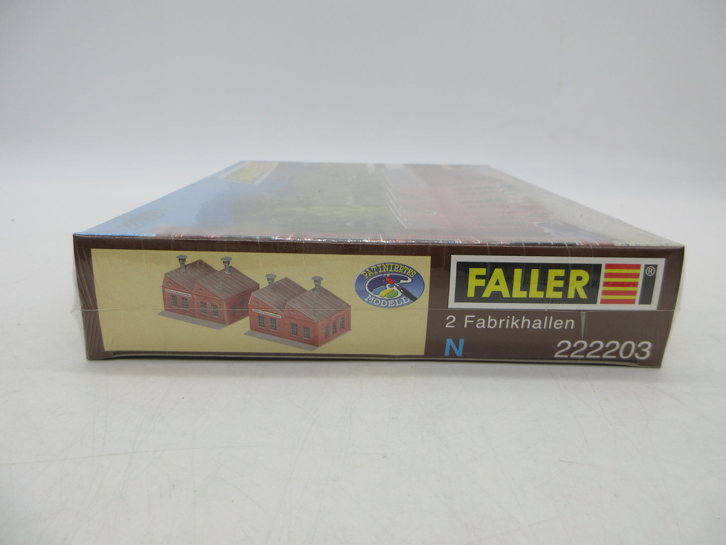 Faller N - 222203 - Bouwpakket 2 fabriekhallen