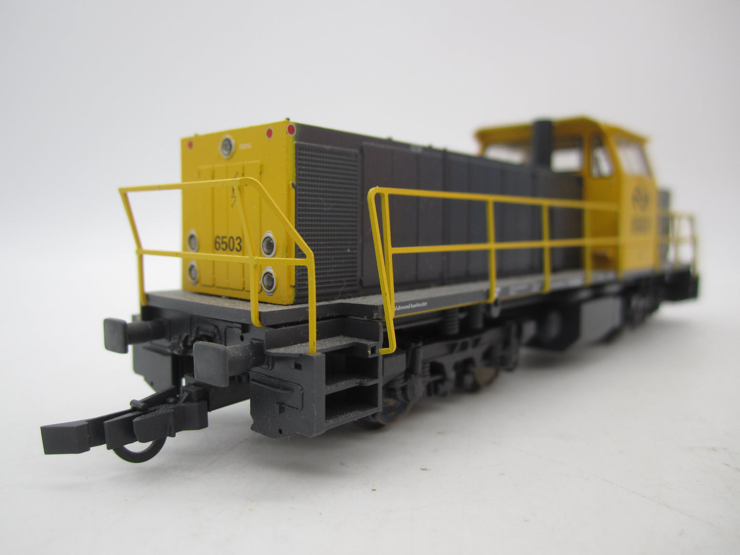 Trix H0 - 22722 - Dieselloc, Serie 6500 van de NS - Digitaal