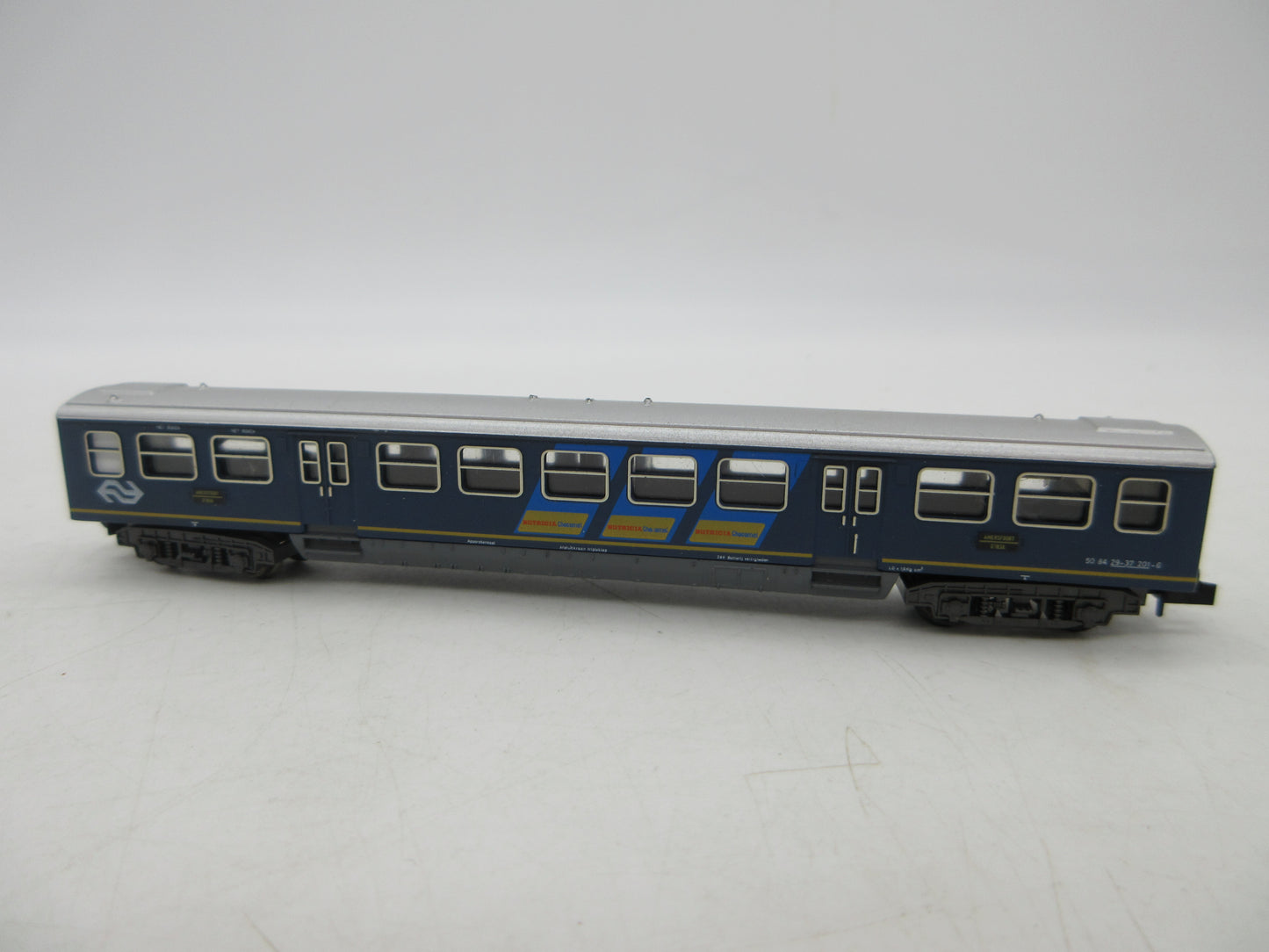 Minitrix N - 51 3129 00 - Personenwagen met verlichting van de NS