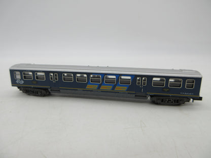Minitrix N - 51 3129 00 - Personenwagen met verlichting van de NS